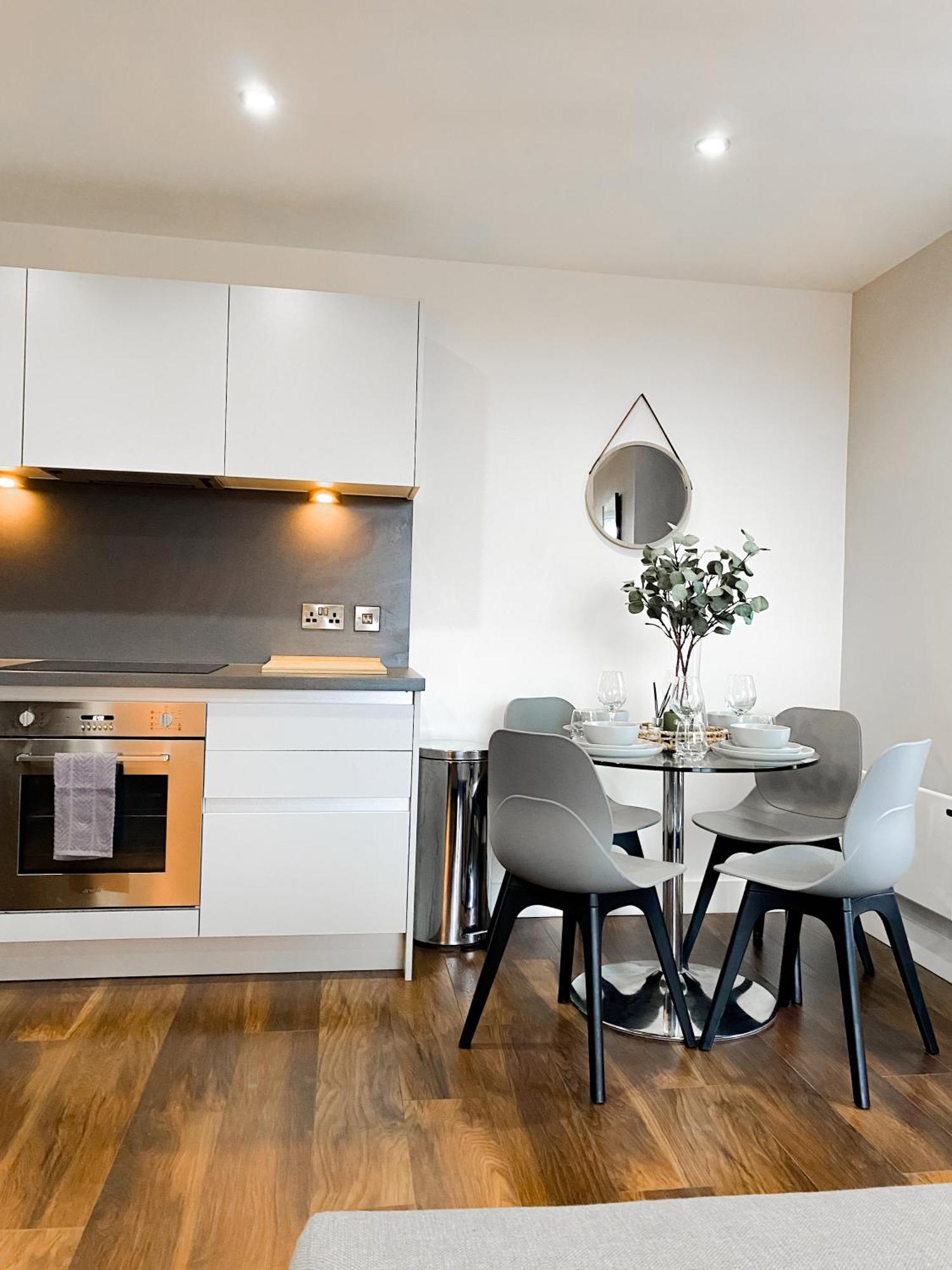 The Panda - Modern 2 Bedroom Apt In Manchester City Centre Esterno foto